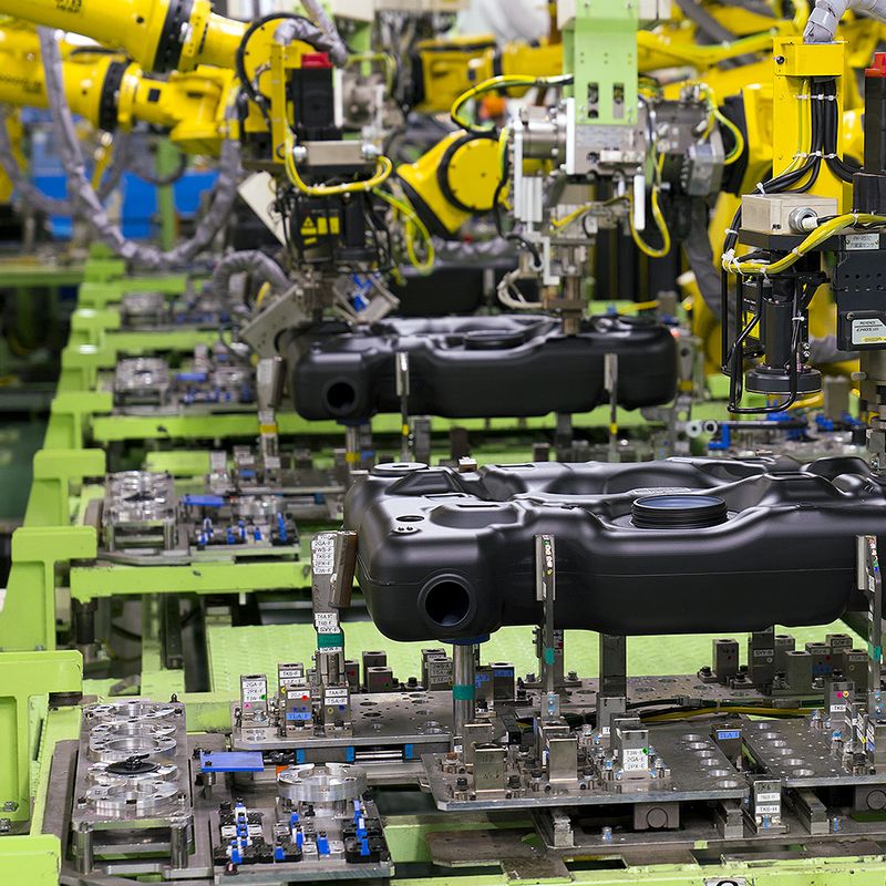 plastic fuel tank manufacturing process