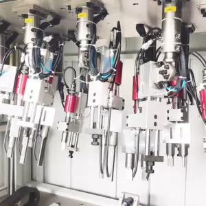 Máy hàn siêu âm tự động cho nội thất ô tô