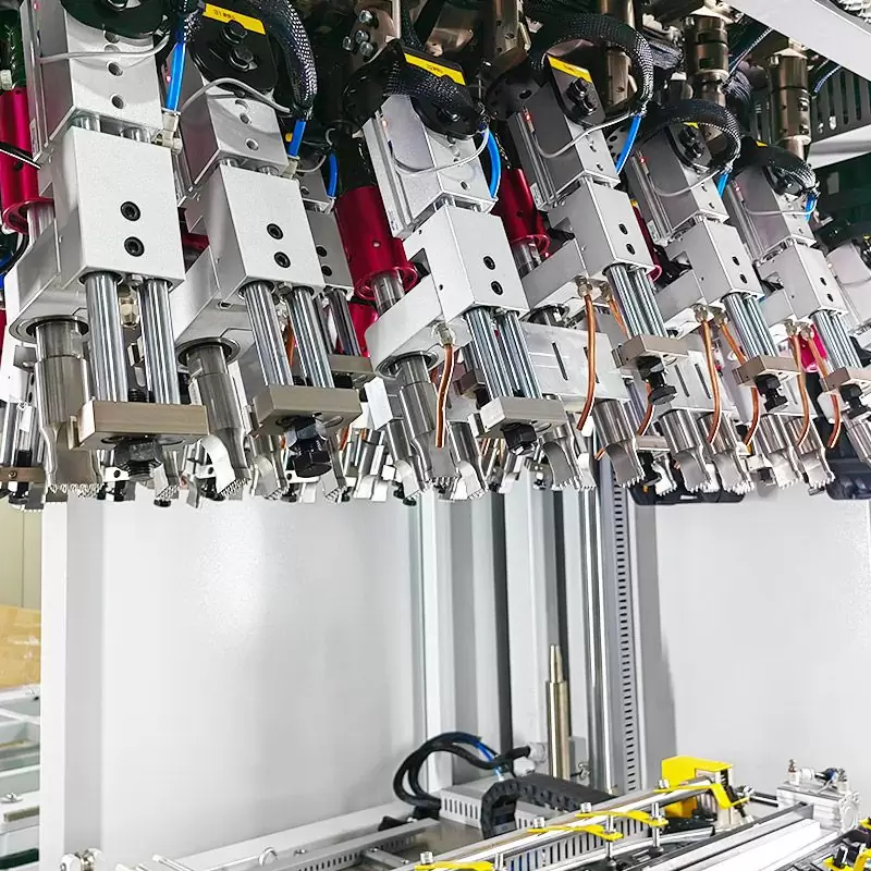 multi-head ultrasonic plastic welding machine